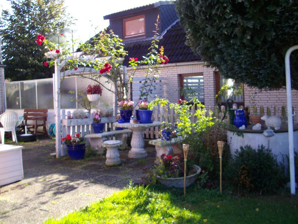 Travemunde Bed & Breakfast *